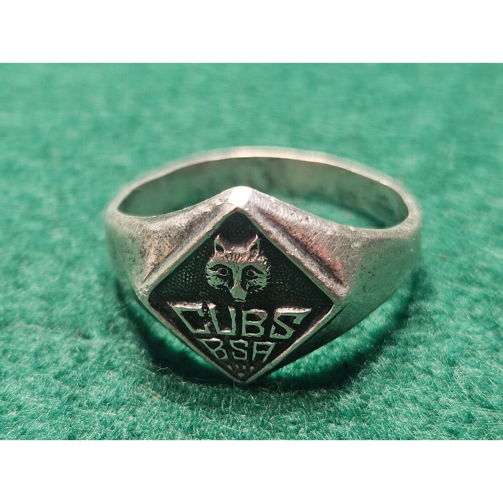VINTAGE CUB SCOUT STERLING RING SIZE 8.5 - Picture 4 of 8